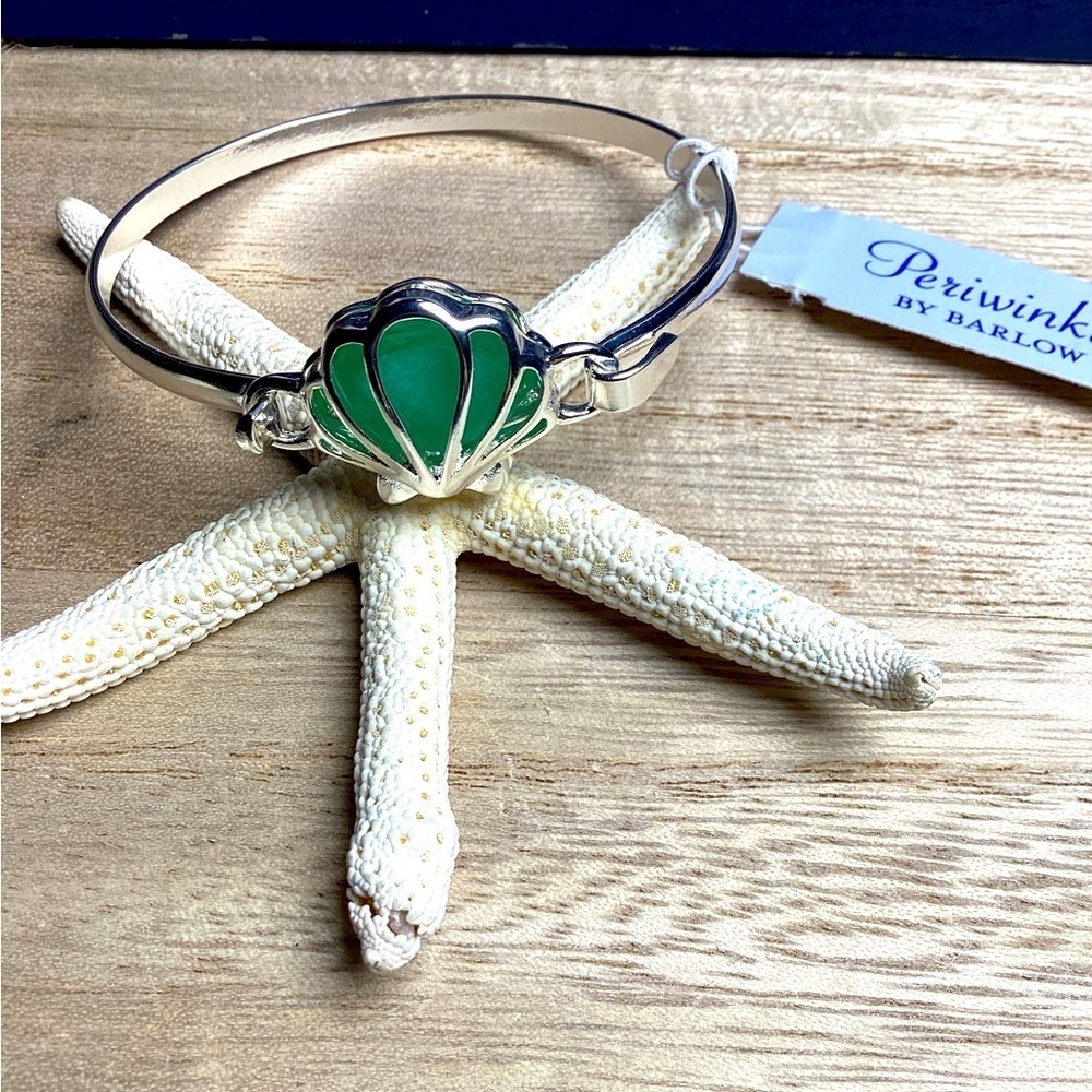 PERIWINKLE BY BARLOW SILVER GREEN SEA‎ GLASS SHELL BRACELET COASTAL B…